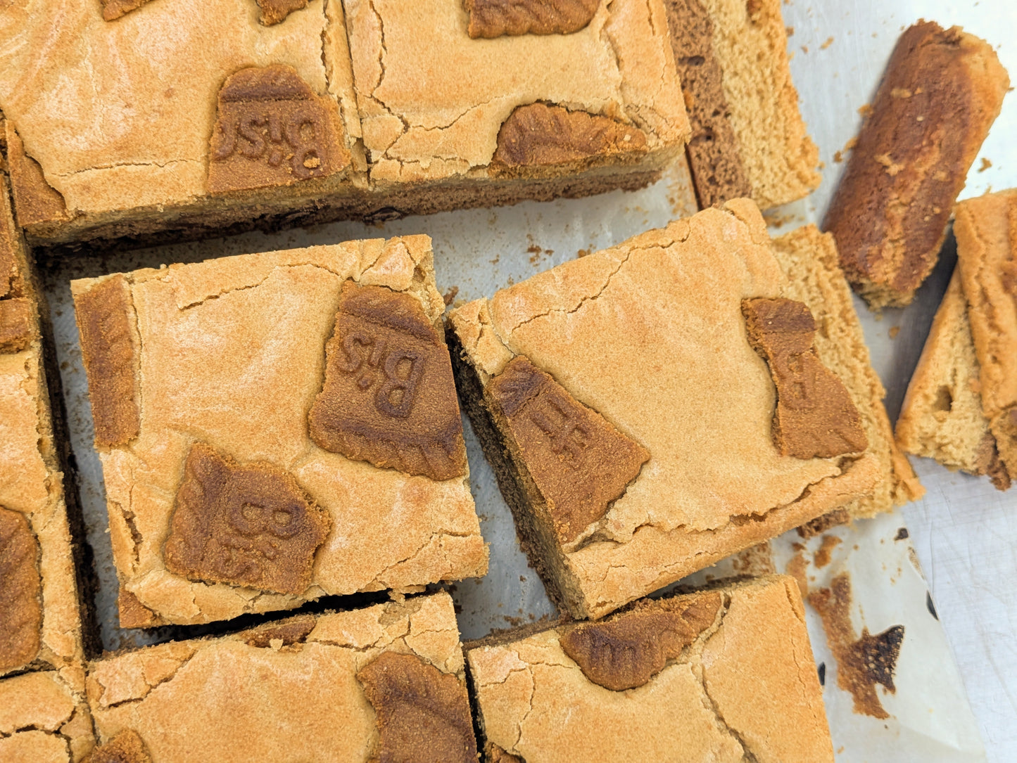 Biscoff Brookie in pan from above