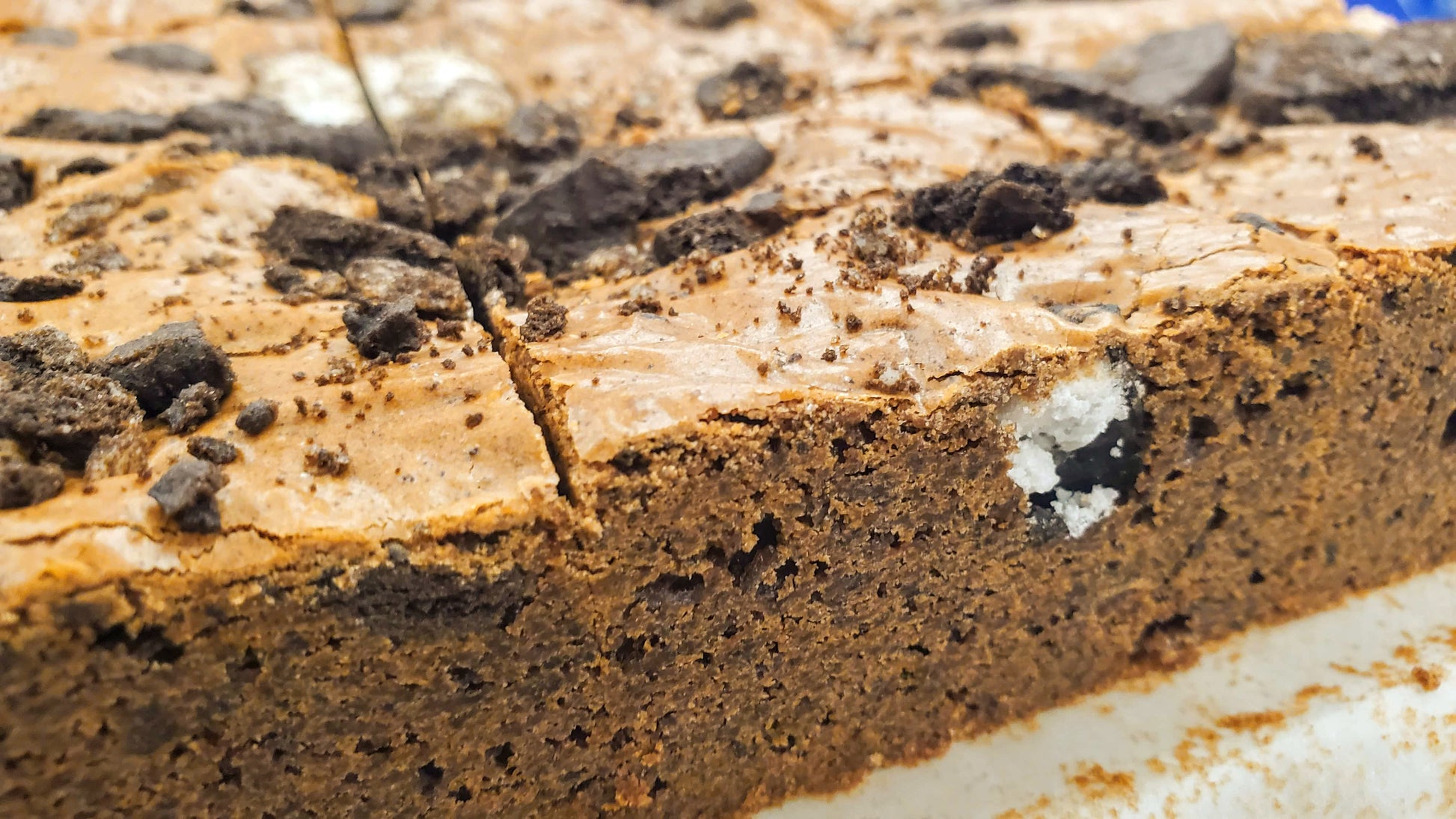 Cookies & Cream Brownie close up in pan
